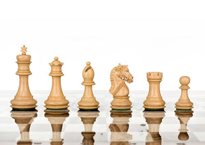 Pièces d'échecs blanches