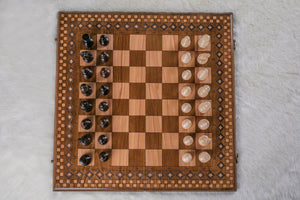 échiquier gravure géométrique