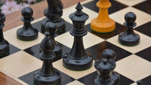 Echiquier International avec Roi Noir