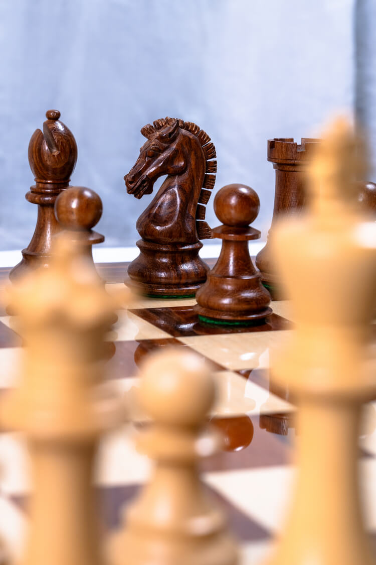 Jeu d'Échecs Équilibre <br>en Palissandre et Sheesham