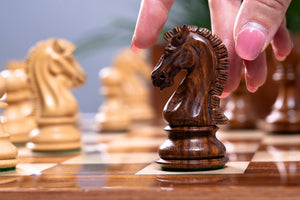Jeu d'Échecs Équilibre <br>en Palissandre et Sheesham