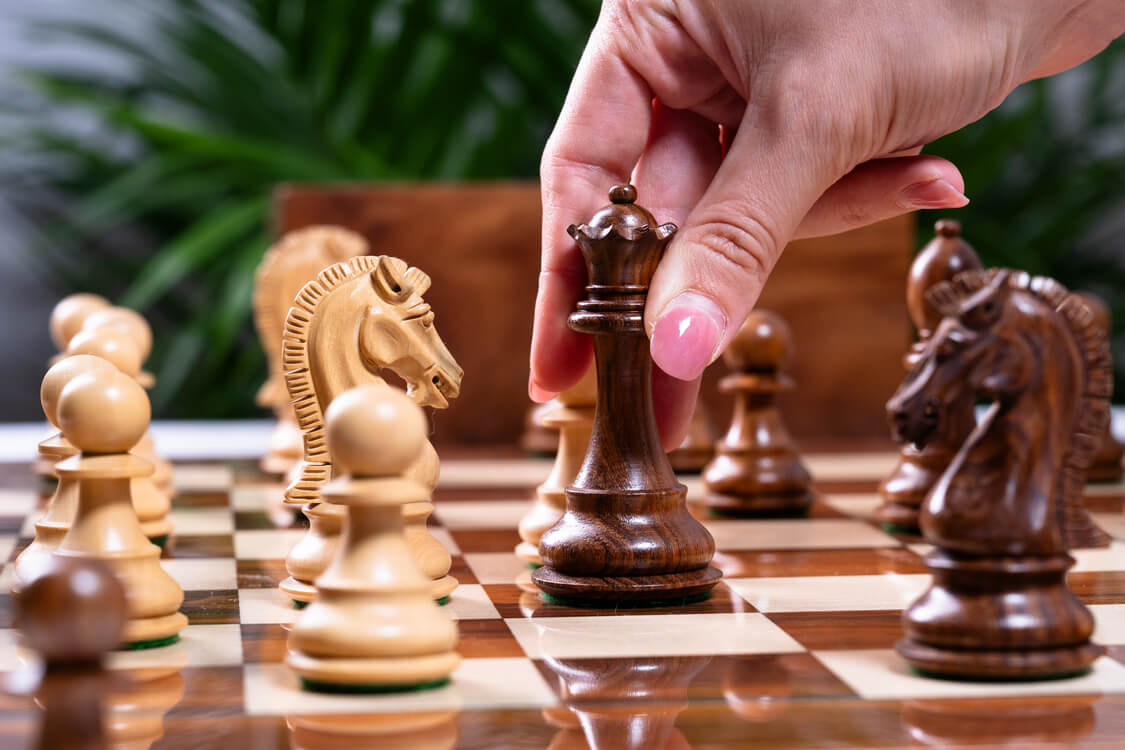 Jeu d'Échecs Équilibre <br>en Palissandre et Sheesham