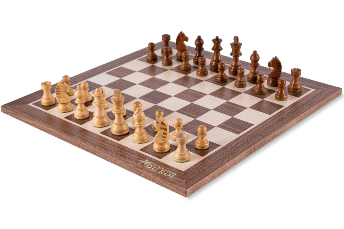 Jeu d'Échecs Éminence <br>en Bois d'Érable et de Noyer