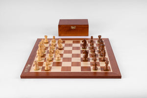 Jeu d'Échecs Clair Ambré <br>en Bois d'Acajou