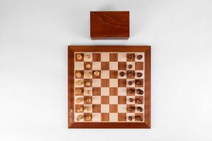 Jeu d'Échecs Clair Ambré <br>en Bois d'Acajou