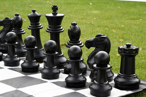 Pièces d'échecs de jardi