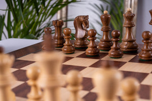 Jeu d'Échecs Triomphe <br>en Bois d'Acajou et Sesham