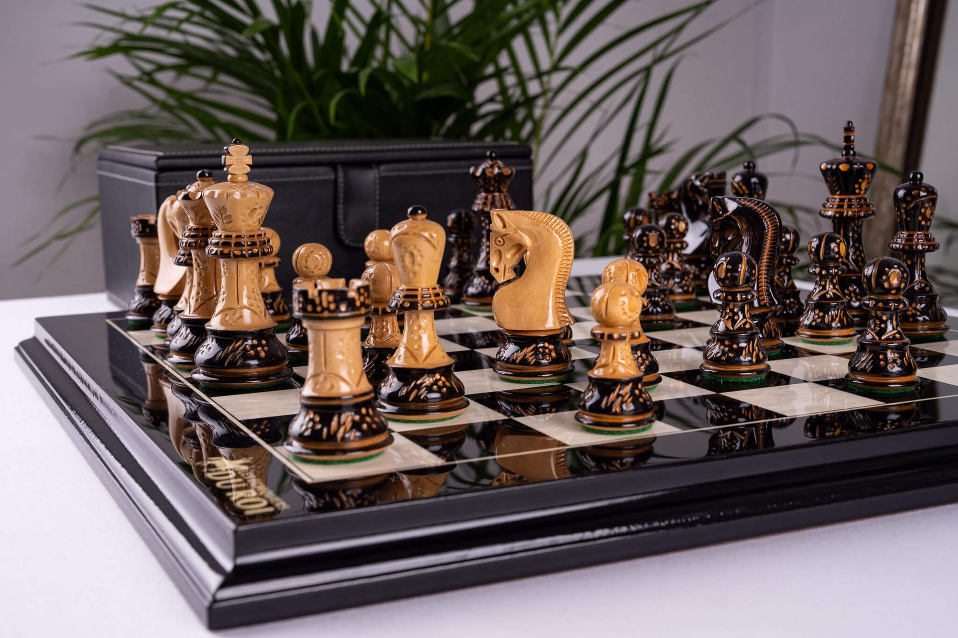 Jeu d'Échecs Pureté <br>en Bois de Tulipier et Érable