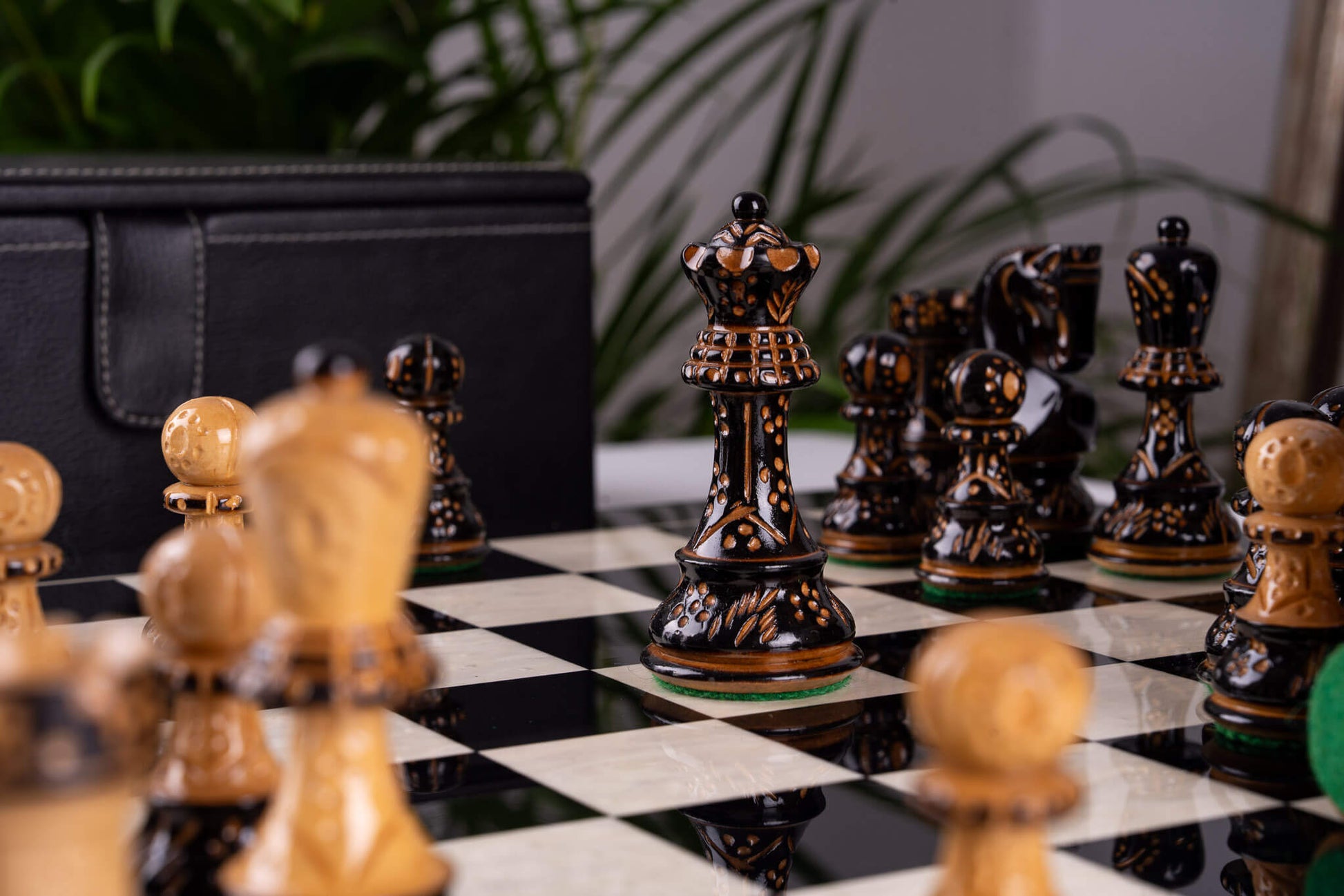 Jeu d'Échecs l'Éternel <br>en Bois d'Ébène