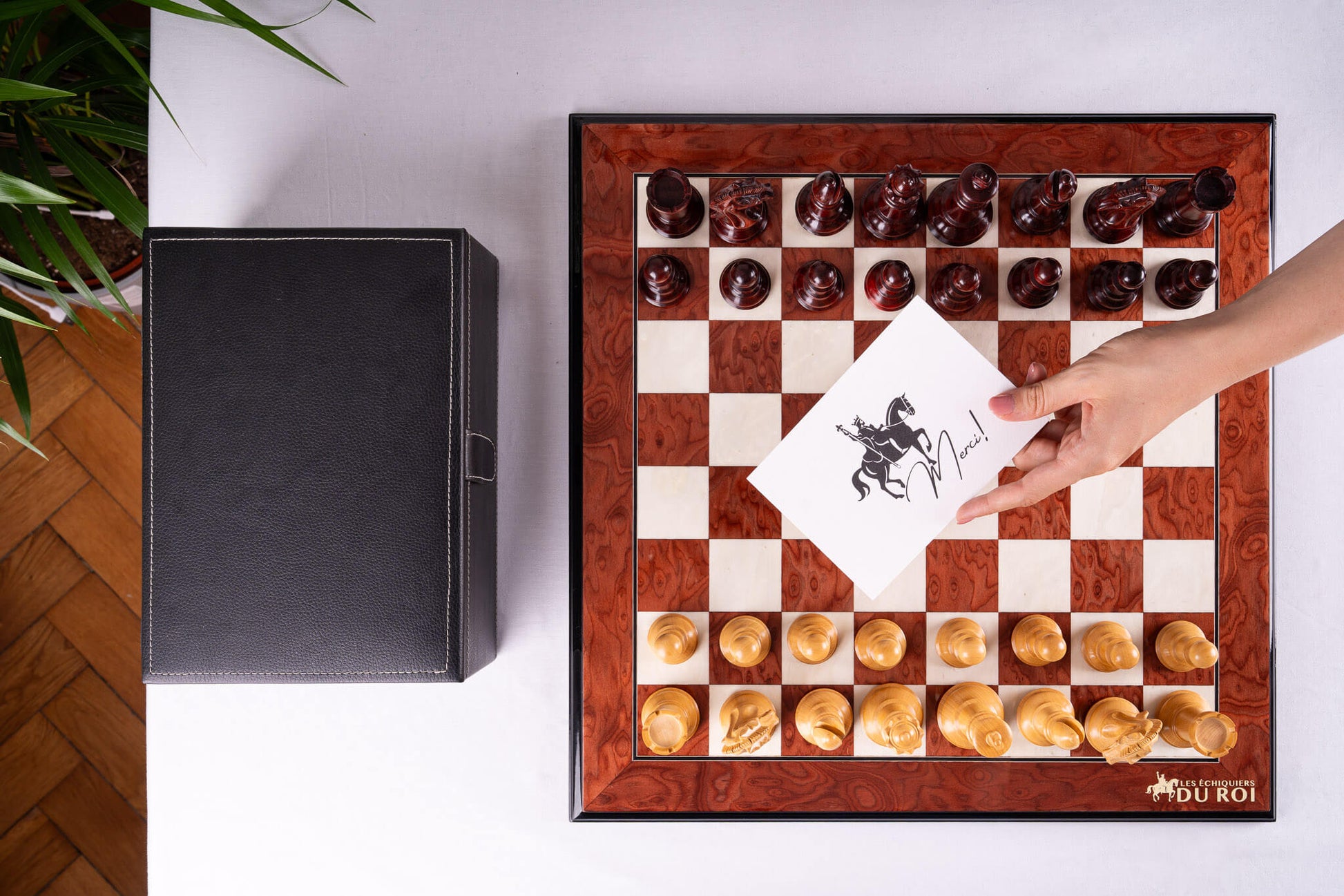 Jeu d'Échecs Quintessence <br>en Loupe de Frêne