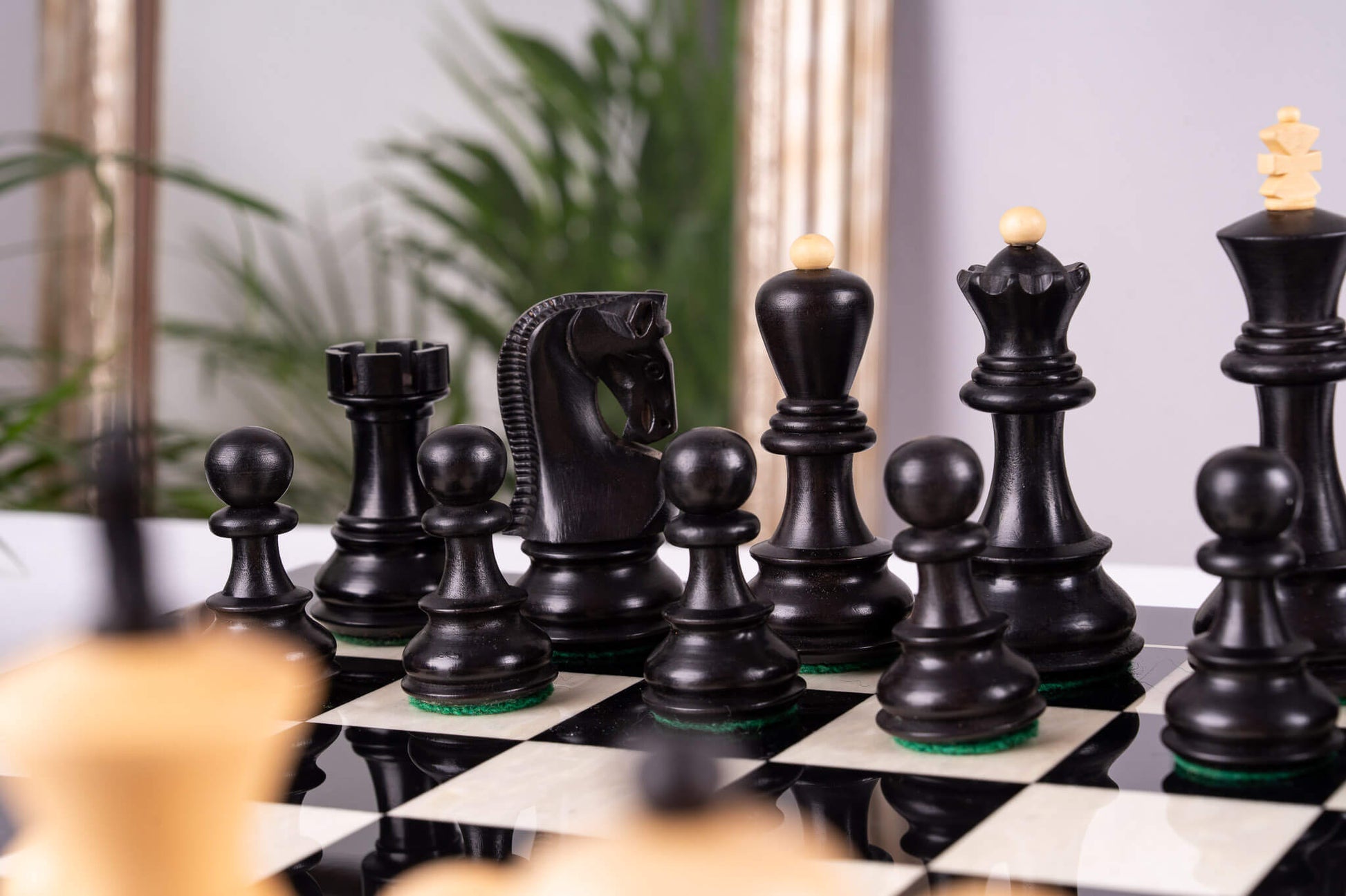Jeu d'Échecs Virtuose <br>en Bois d'Ébène et Buis