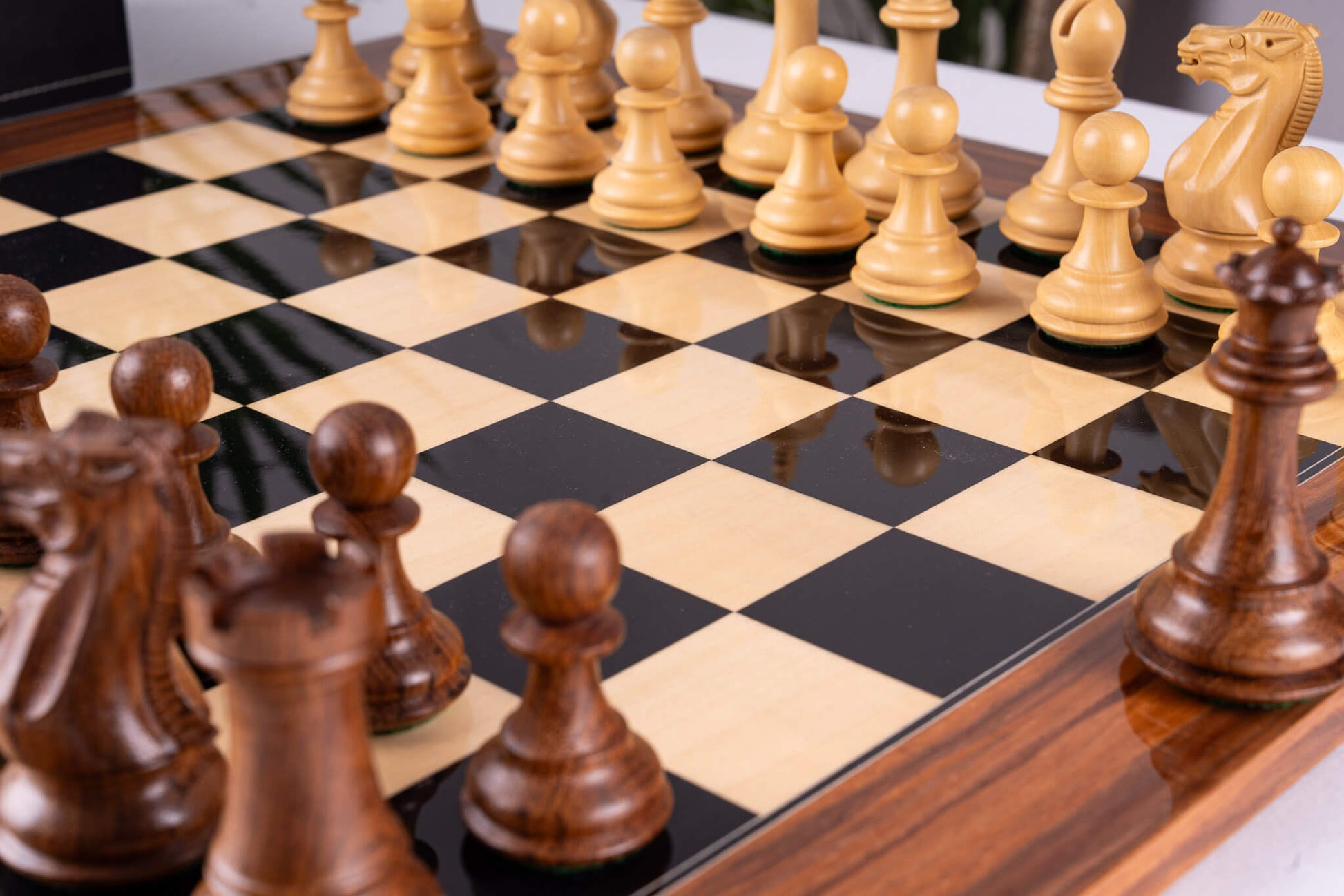 Jeu d'Échecs Lignée <br>en Bois de Palissandre et Érable