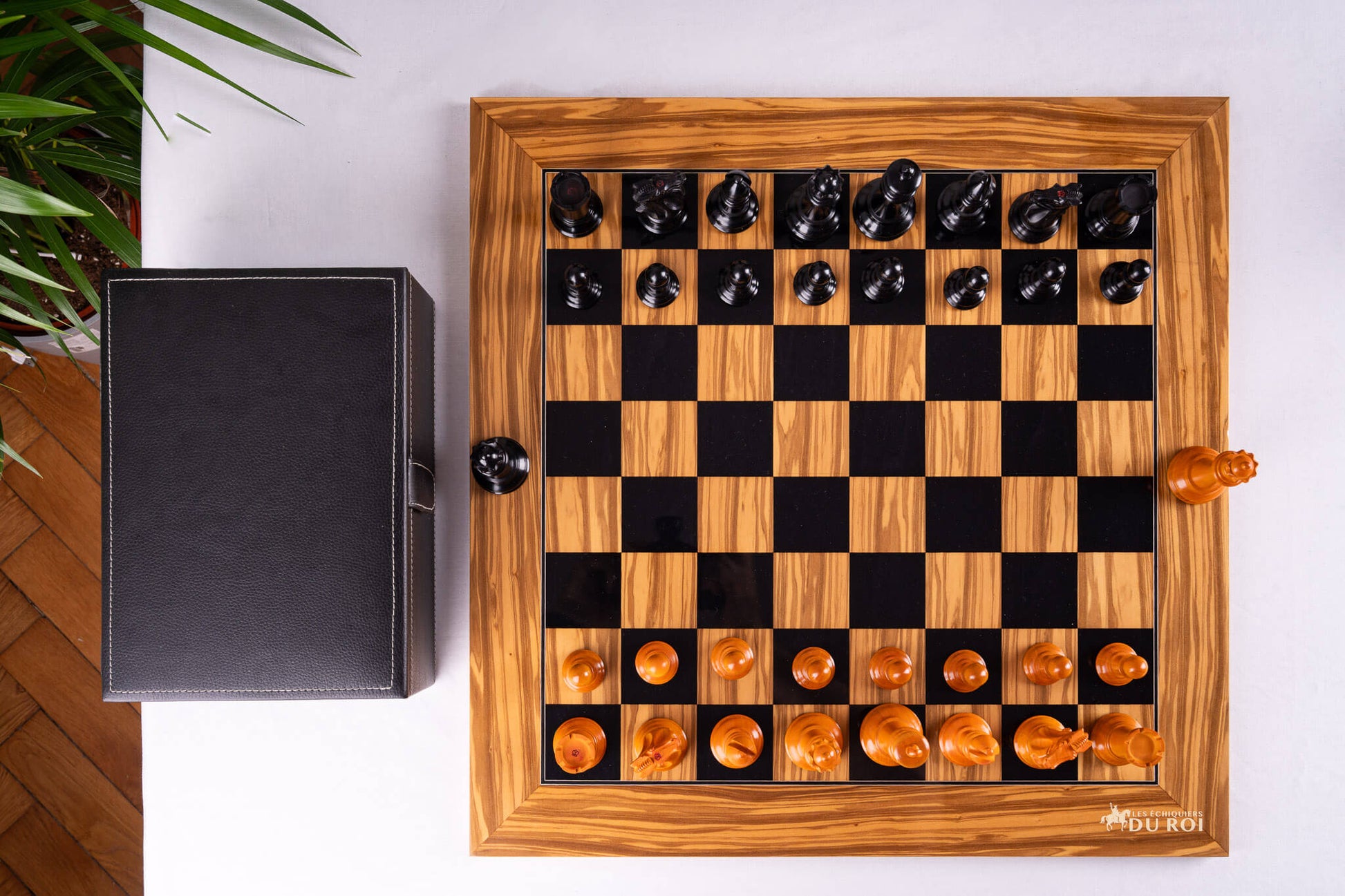 Jeu d'Échecs Essence <br>en Bois d'Olivier