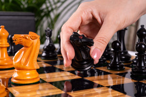 Jeu d'Échecs Essence <br>en Bois d'Olivier