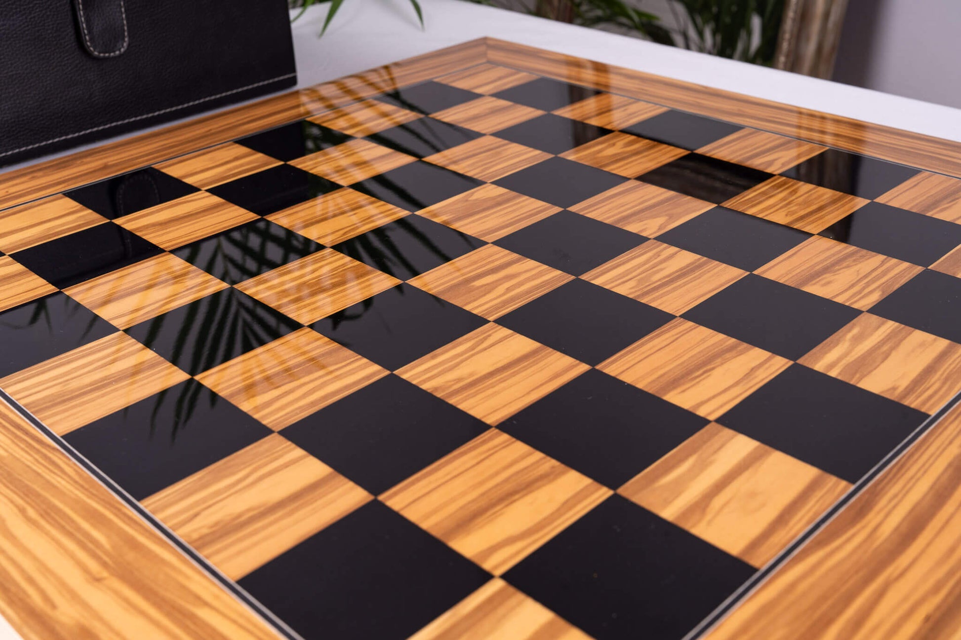 Jeu d'Échecs Duel <br>en Bois d'Olivier