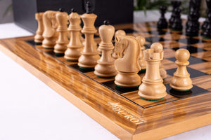 Jeu d'Échecs Racines <br>en Bois d'Olivier