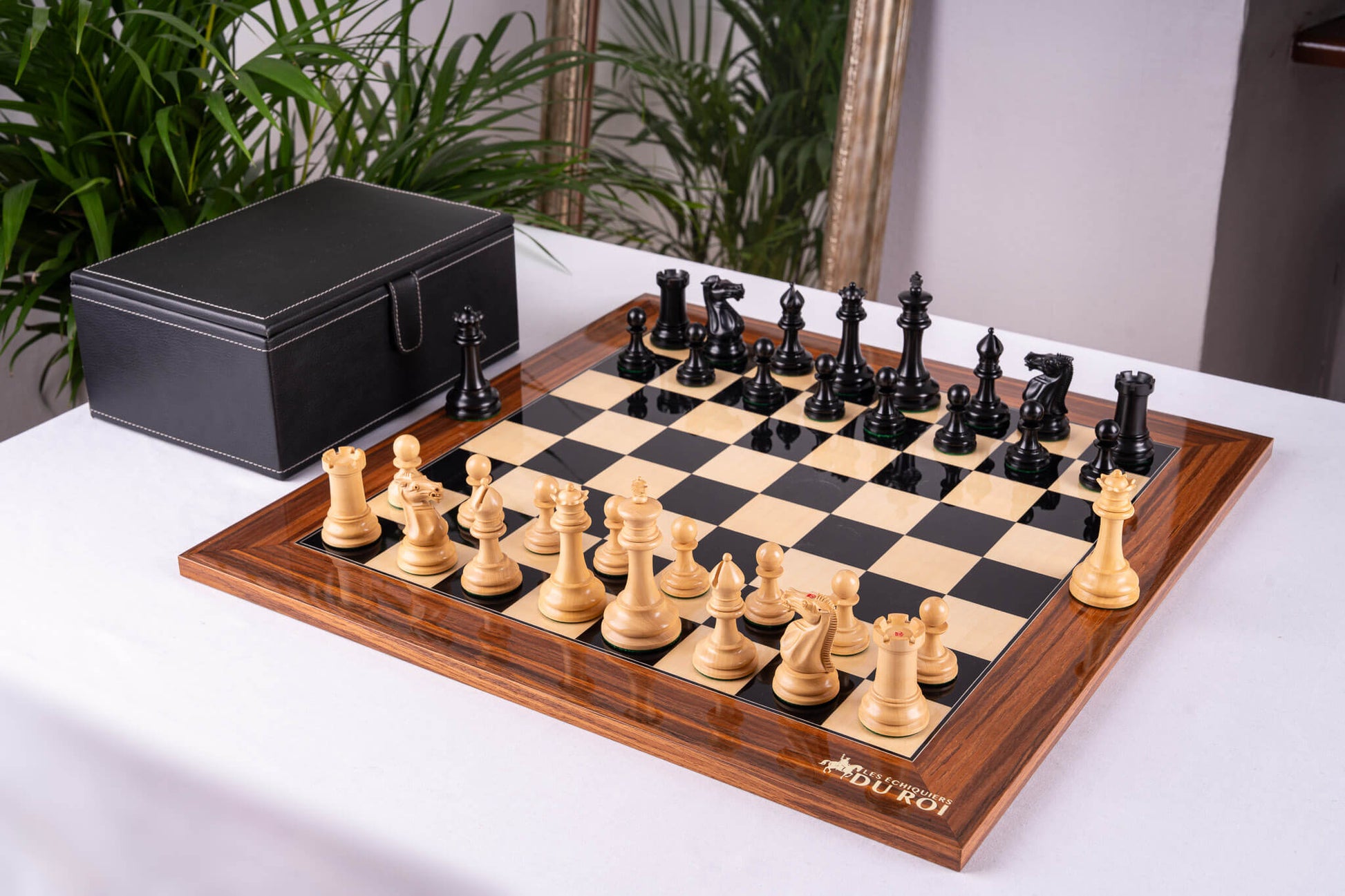 Jeu d'Échecs Parure <br>en Bois de Palissandre et d'Érable