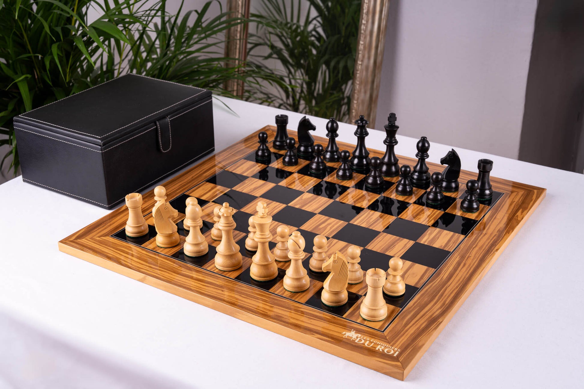 Jeu d'Échecs Duel <br>en Bois d'Olivier
