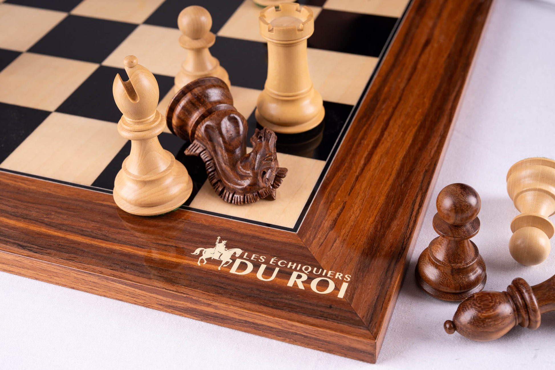Jeu d'Échecs Impérial <br>en Palissandre et Érable