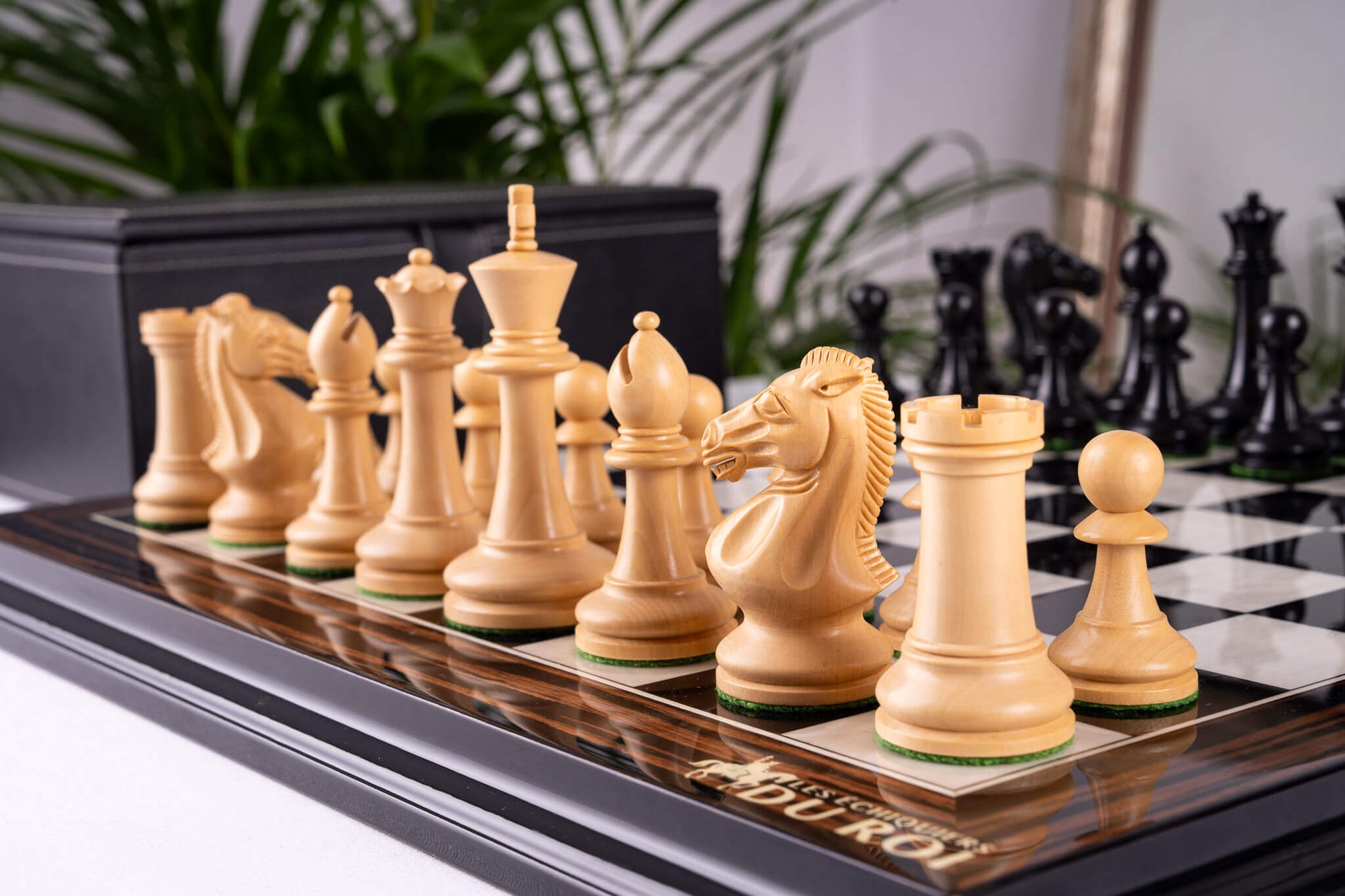 Jeu d'Échecs Éclat <br>en Bois d'Ébène