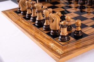 Jeu d'Échecs Œuvre <br>en Bois d'Olivier