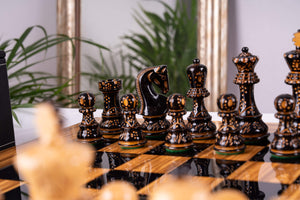 Jeu d'Échecs Œuvre <br>en Bois d'Olivier
