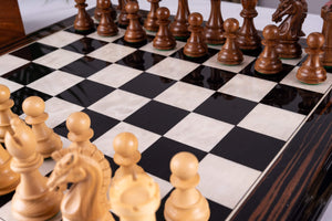 Jeu d'Échecs Couronne <br>en Bois d'Ébène