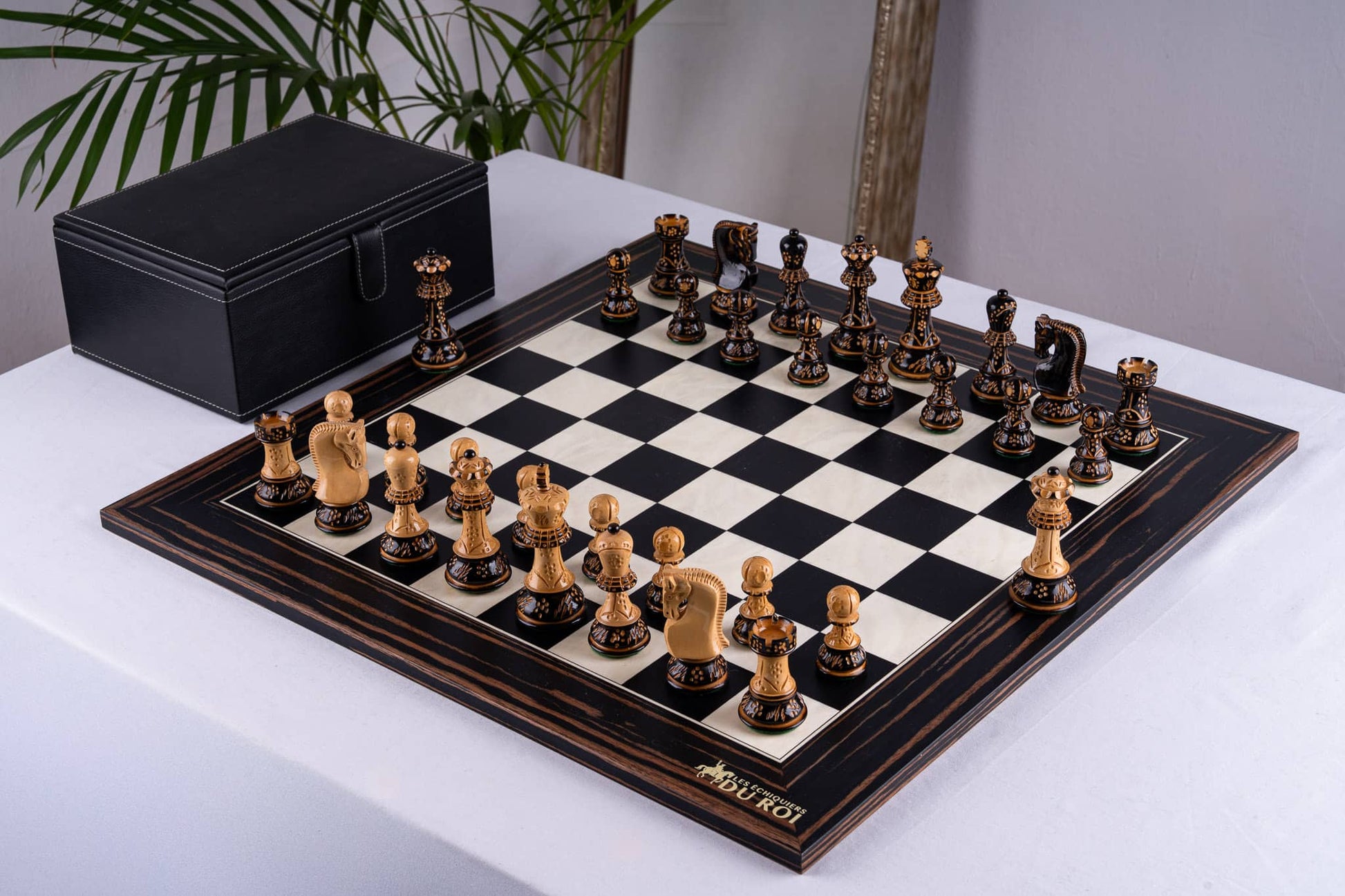 Jeu d'Échecs Apogée <br>en Bois d'Ébène et Buis