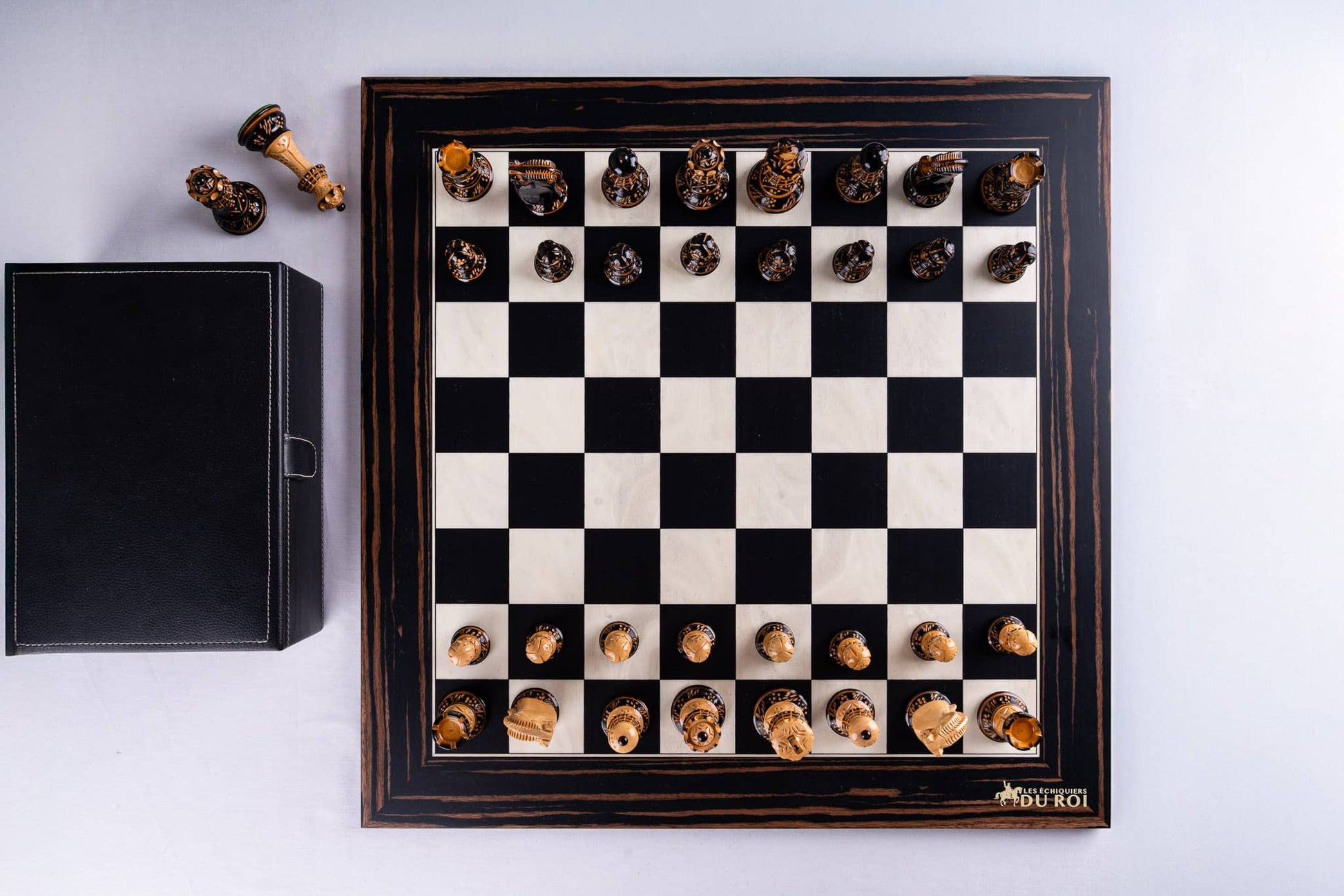 Jeu d'Échecs Apogée <br>en Bois d'Ébène et Buis