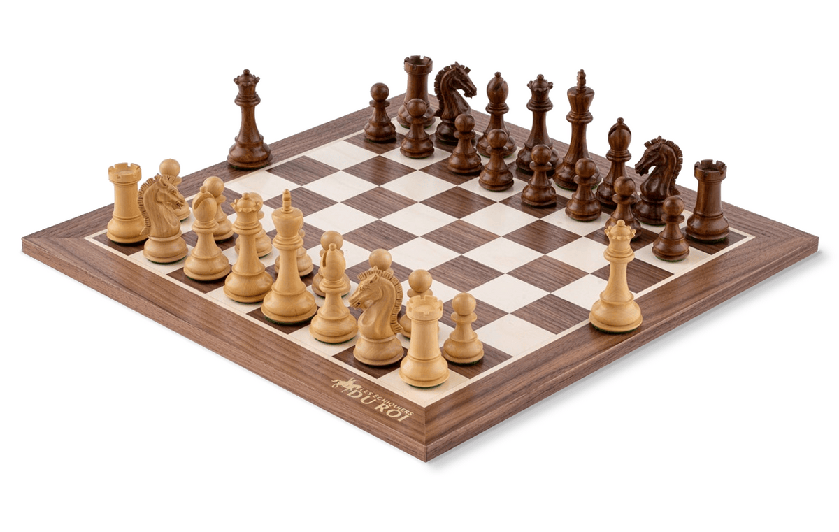 Jeu d'Échecs Dynastie <br>en Bois de Noyer