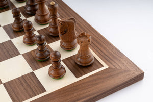 Jeu d'Échecs Distinction <br>en Bois d'Érable et de Noyer