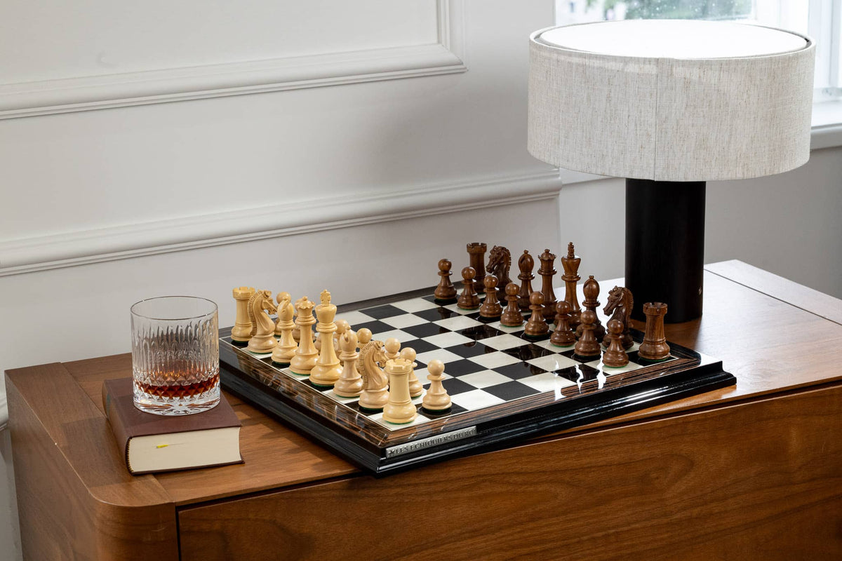Jeu d'Échecs Couronne <br>en Bois d'Ébène
