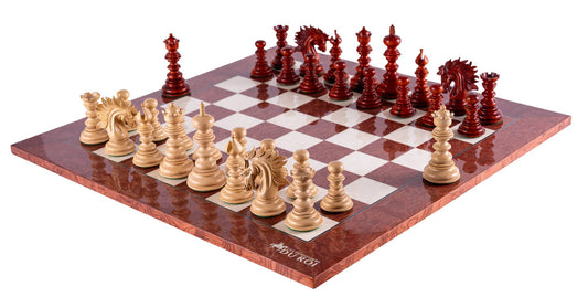 Jeu d’échecs Renaissance <br>en Loupe de Frêne (Haute Brillance)