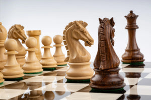 Jeu d’Échecs Couronne en Bois d’Ébène — photo 5