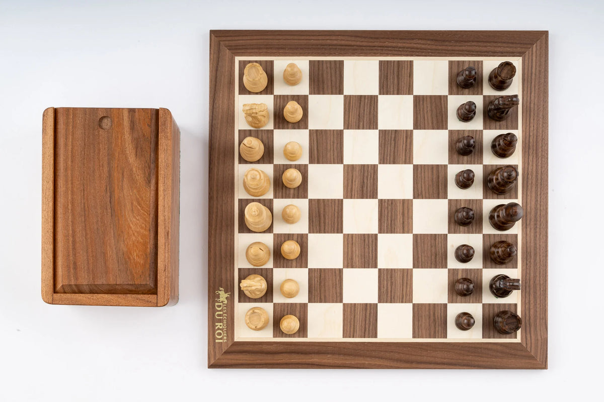 Jeu d'Échecs Élite en Bois de Noyer — vue du dessus