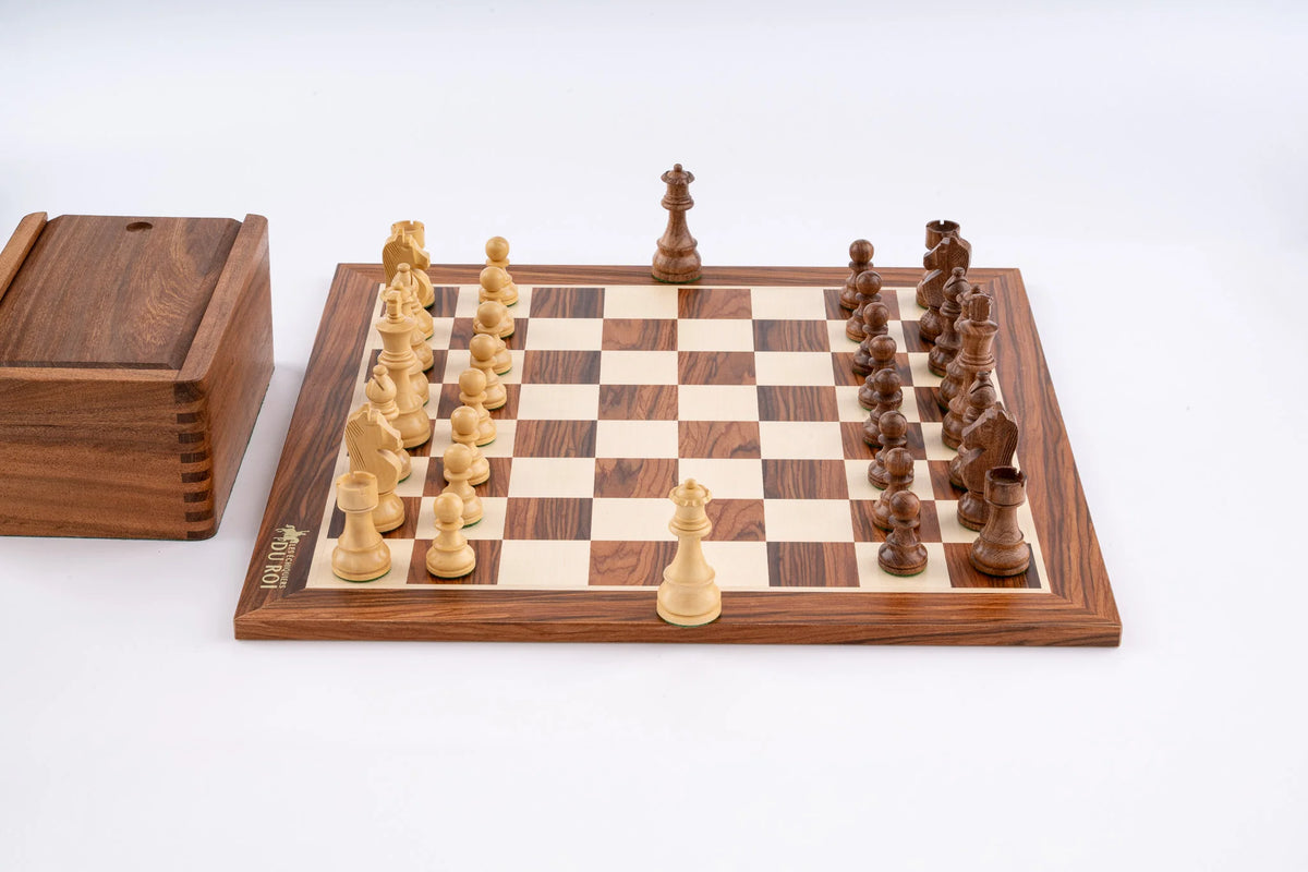 Jeu d'échecs Gloire en bois de palissandre — ensemble avec boîte