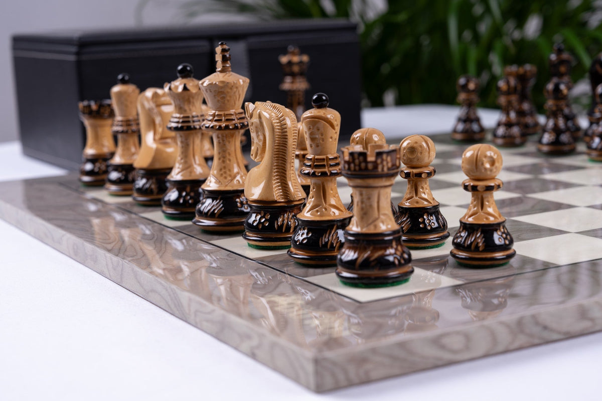Jeu d'Échecs Prestige <br>en Loupe de Frêne (Haute Brillance)
