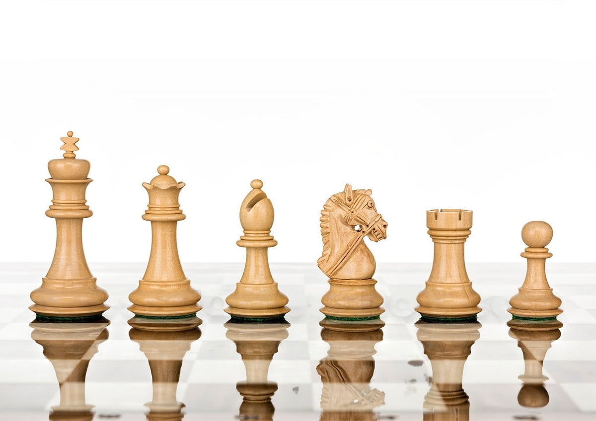 Pièces d'échecs blanches