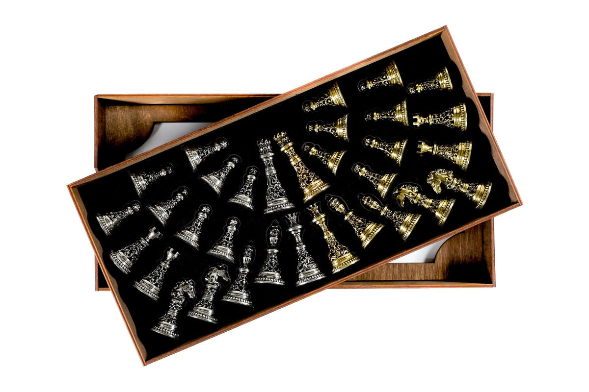 Pièces d'échecs <br>en Bronze Forgé