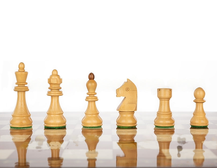 Pièces d'Echecs Croate