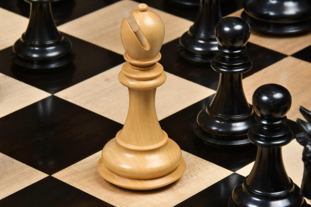 Échiquier en Bois Noir Cavalier Noir