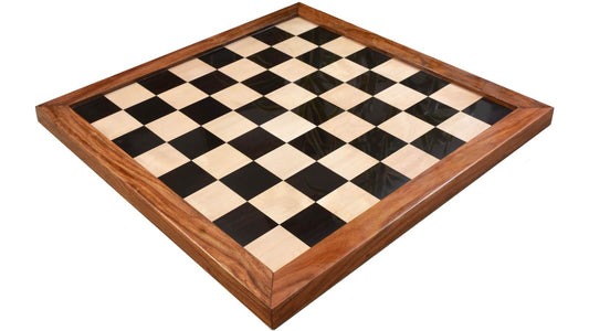 Echiquier Noir et Blanc en Bois d'Ebène