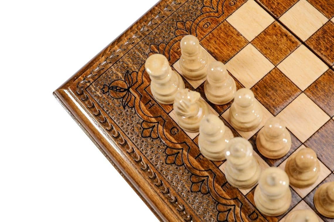 Echiquier Pliable en Bois de Hêtre et son Jeu d'Echecs Noir