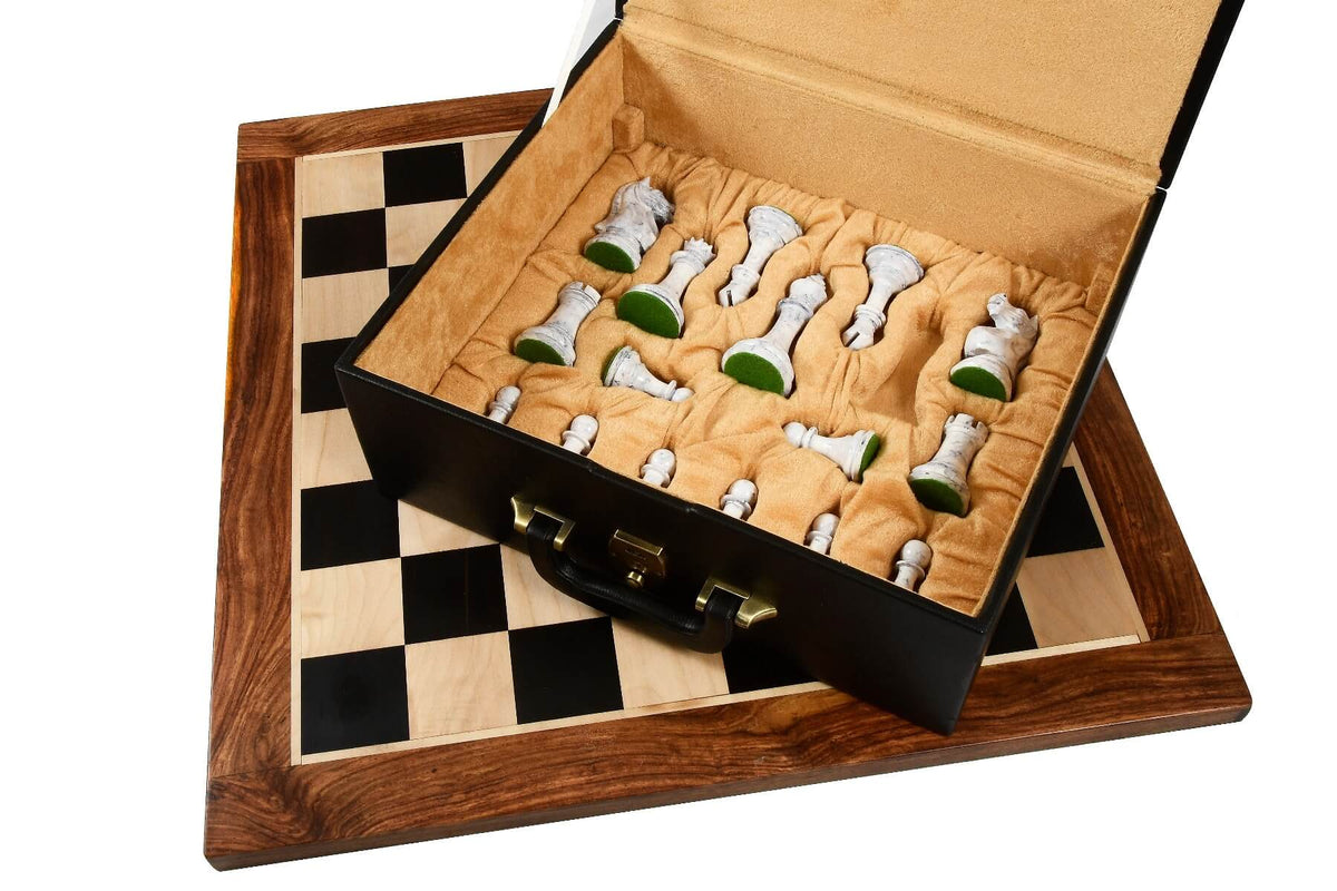 Ensemble d'Echecs Fou