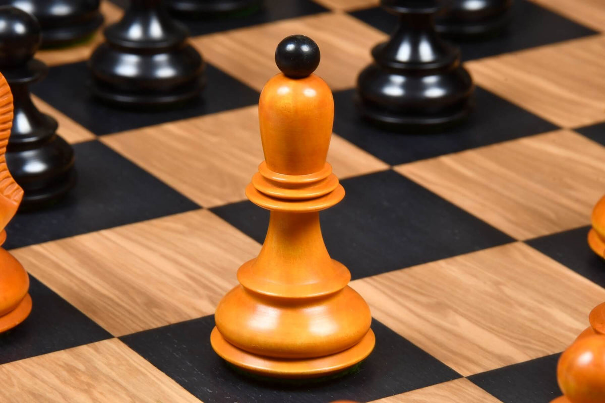 Jeu d'Échecs en Bois d'Olivier Reine