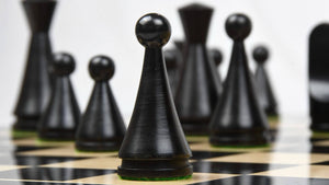 Jeu d'Echecs de Style Classique en Bois d'Ebène