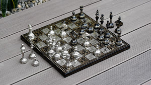 Pièces d'Échecs en Métal avec Cavaliers
