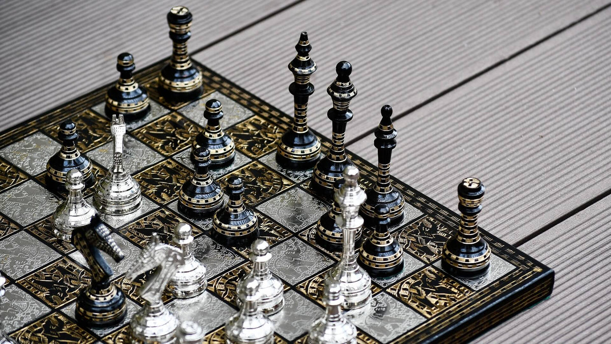 Pièces d'Échecs en Métal de Luxe