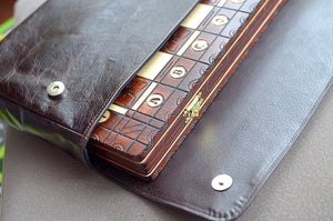 protection échiquier cuir luxe
