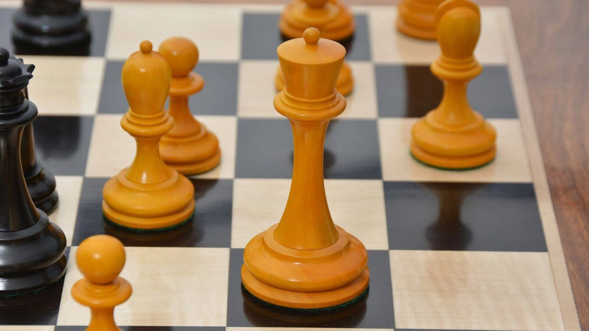 Reproduction Échiquier avec Fou Jaune